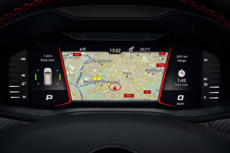 Панель приборов Skoda Kodiaq RS 2019 года  (WW) (фото 38 из 159)